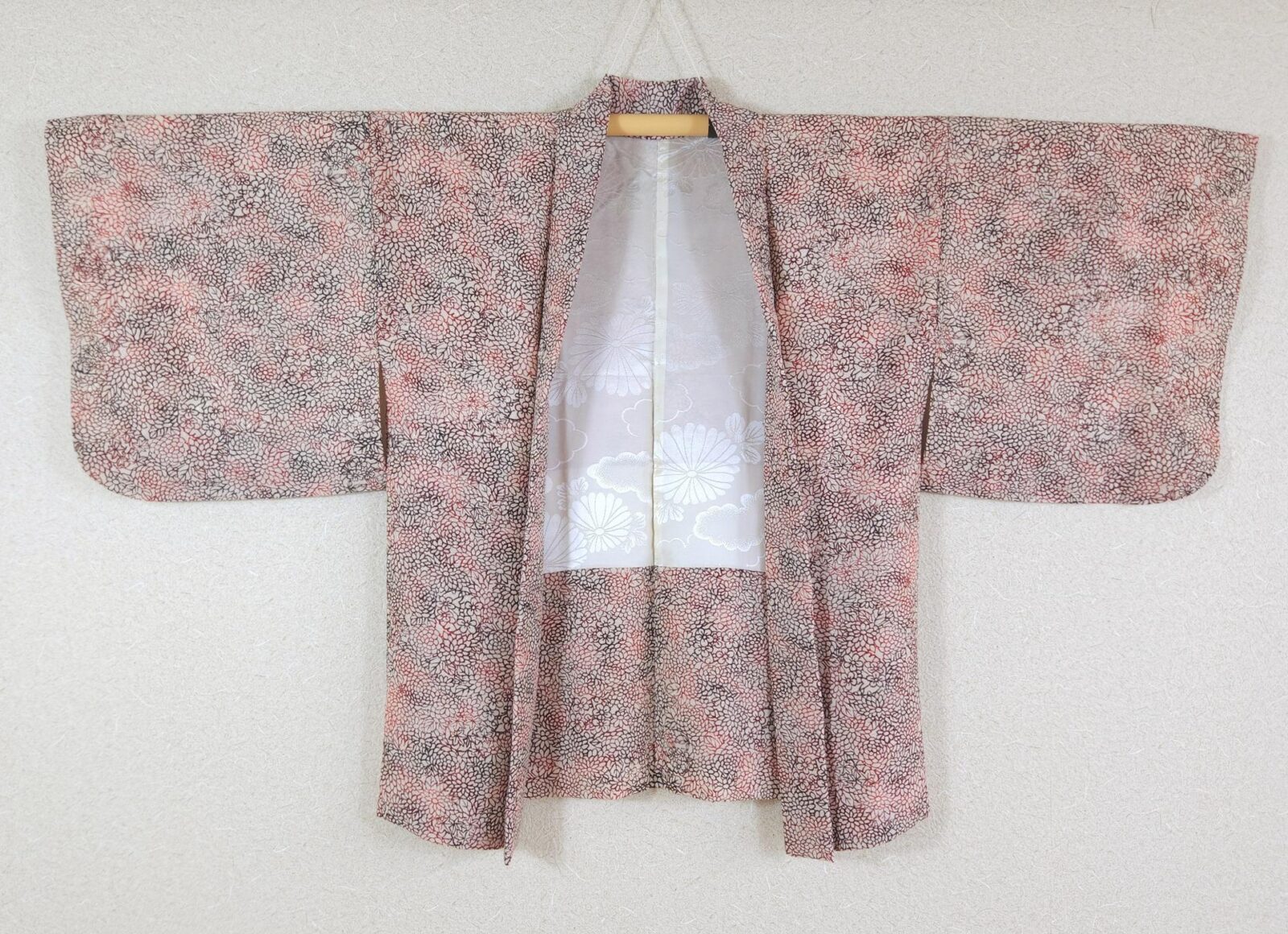 Japanese haori with red and black flowers