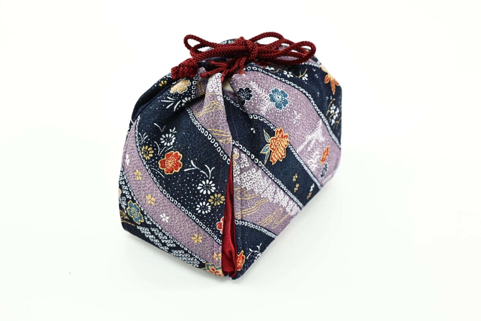 Kimono bag in floral chirimen fabric