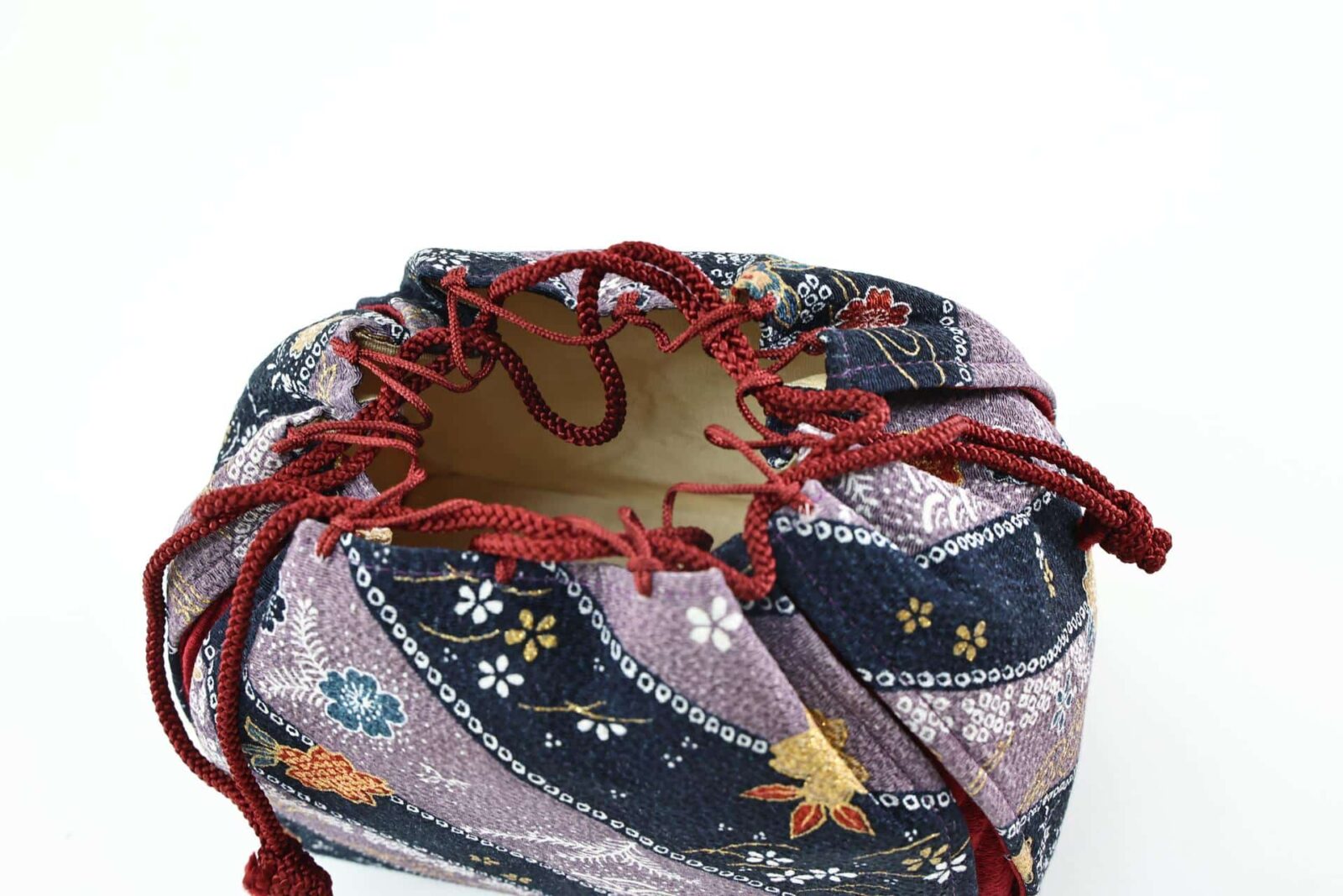Kimono bag in floral chirimen fabric