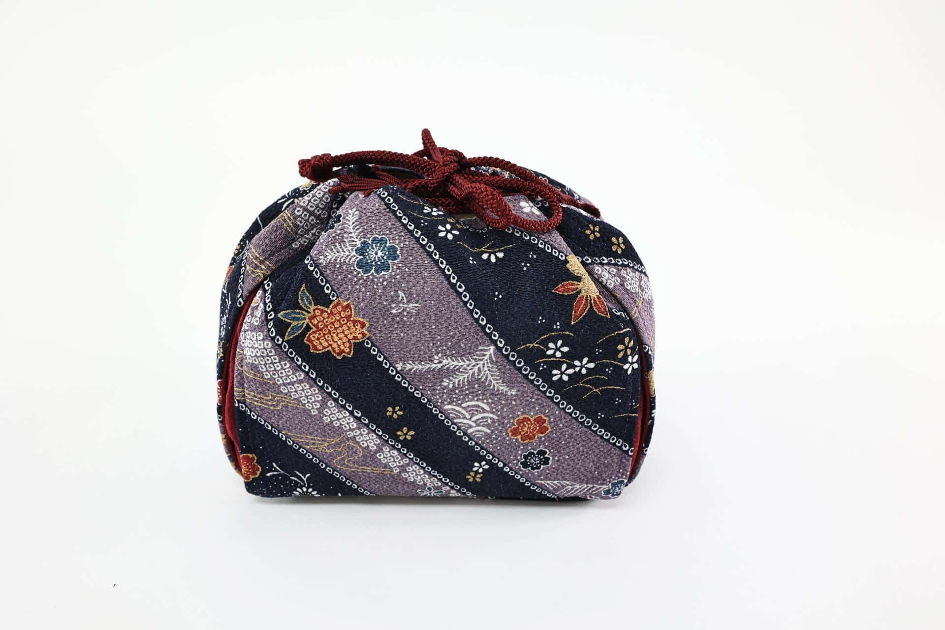 Kimono bag in floral chirimen fabric