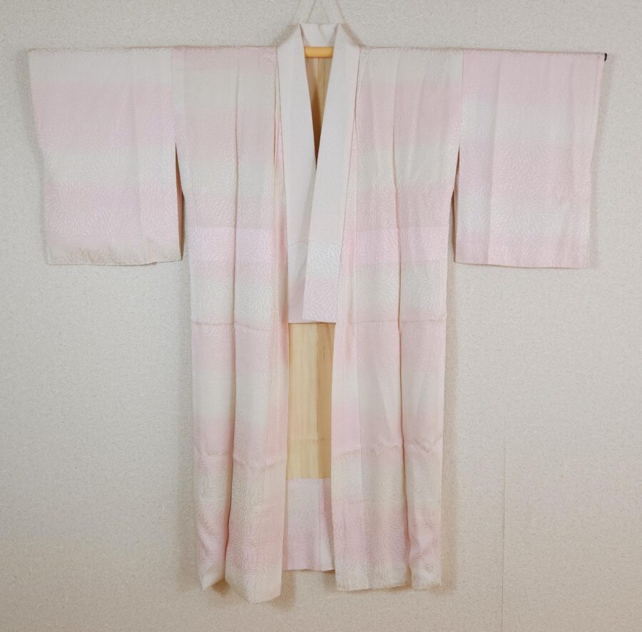 Nagajuban in pink kiku-patterned brocade