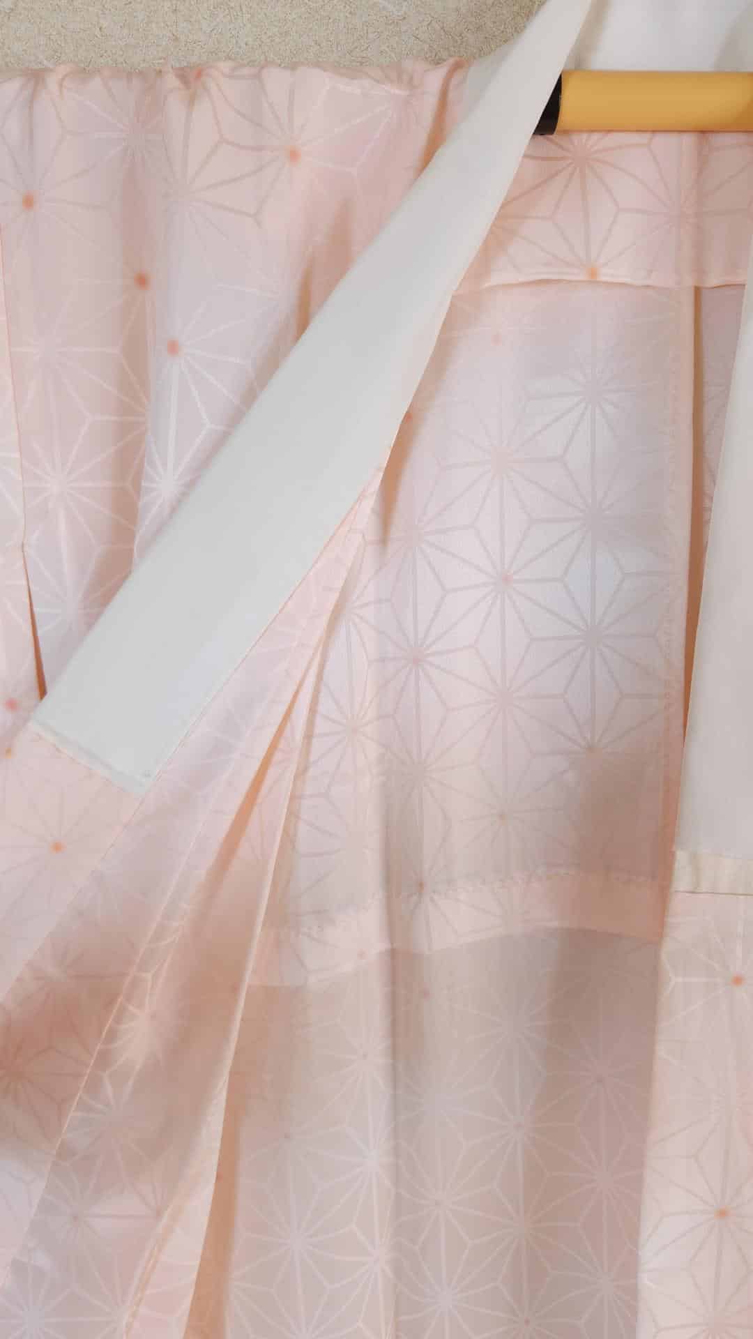 Nagajuban in salmon pink Asanoha-patterned brocade