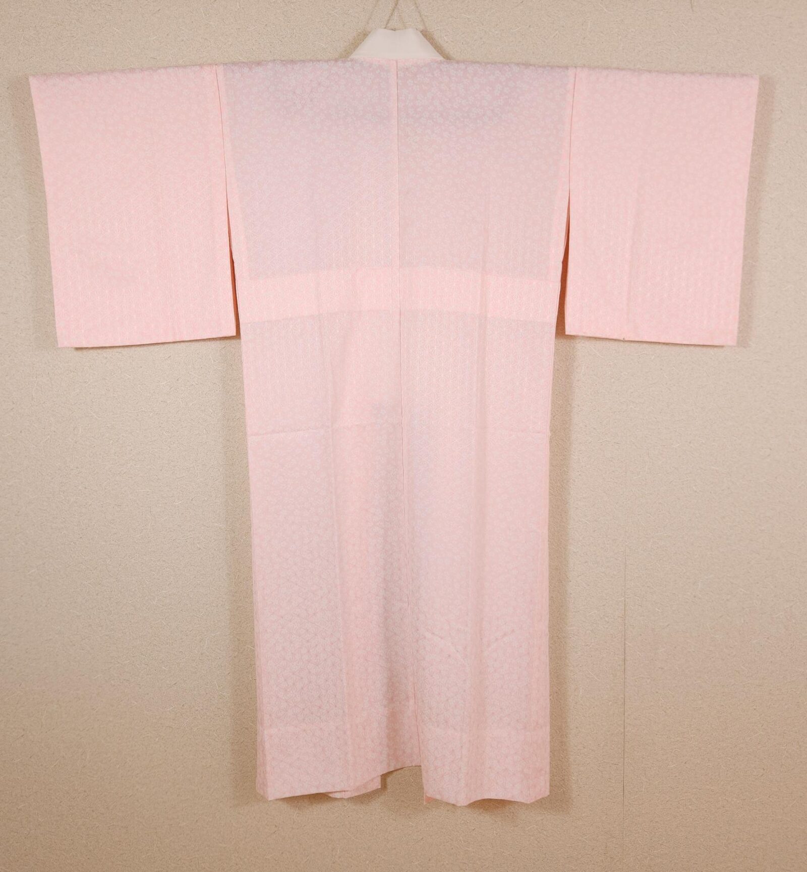Nagajuban pink-colored Sakura and Asanoha