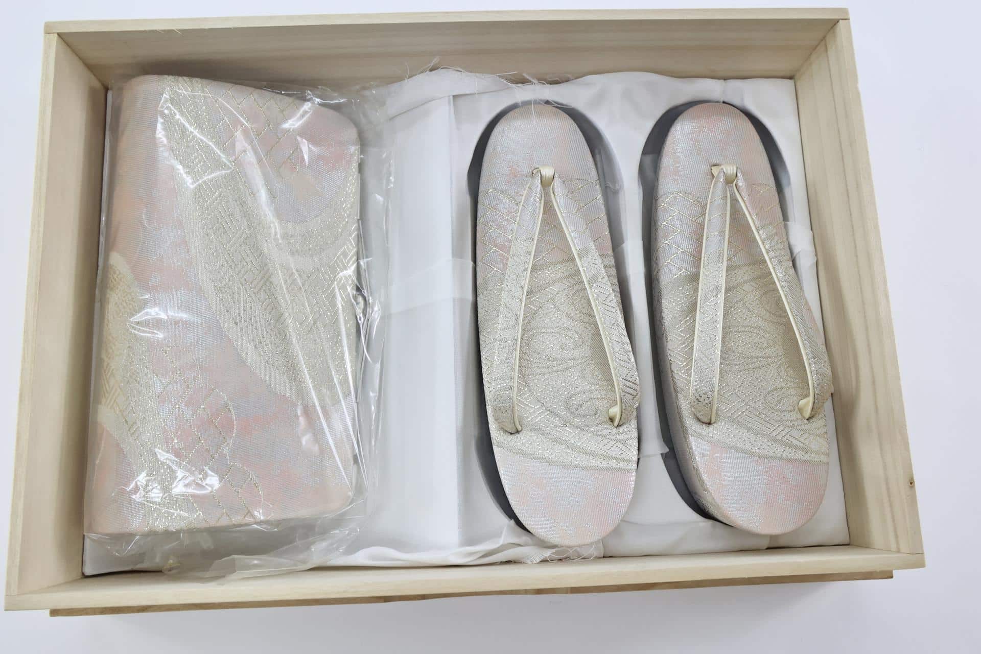 Pink silver Zori and clutch with box