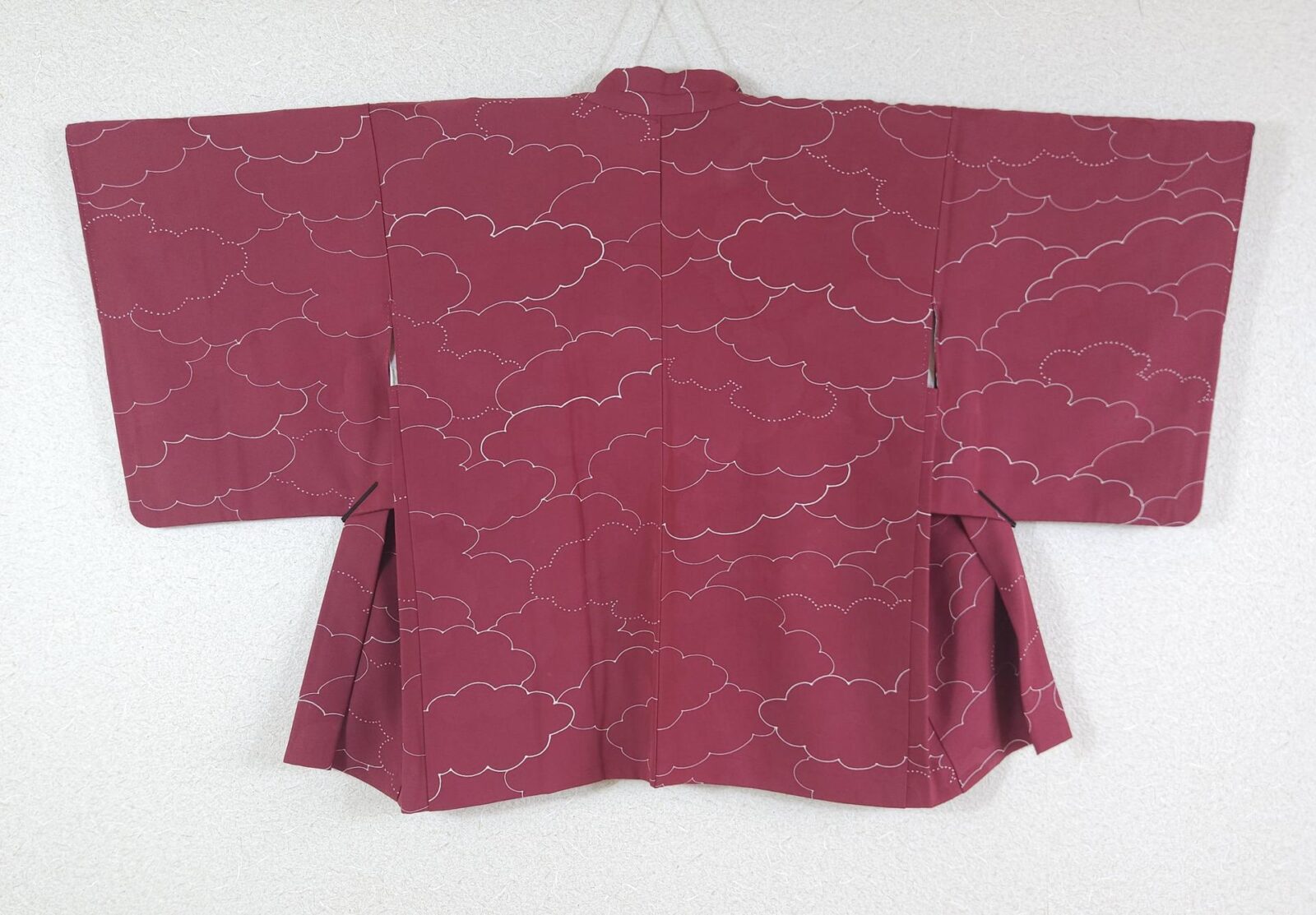 Raspberry-colored Haori with cloud motifs