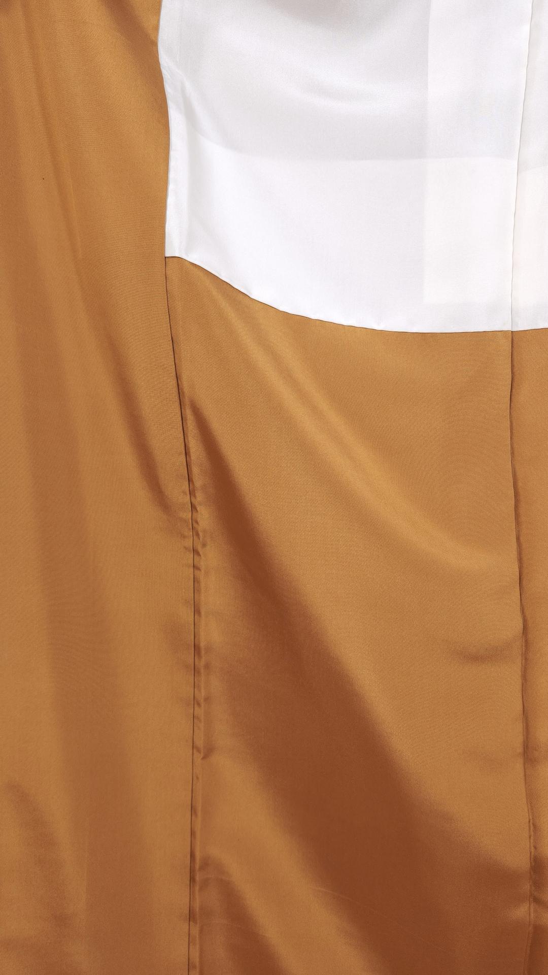 Refined beige Iromuji Kimono in brocade weave