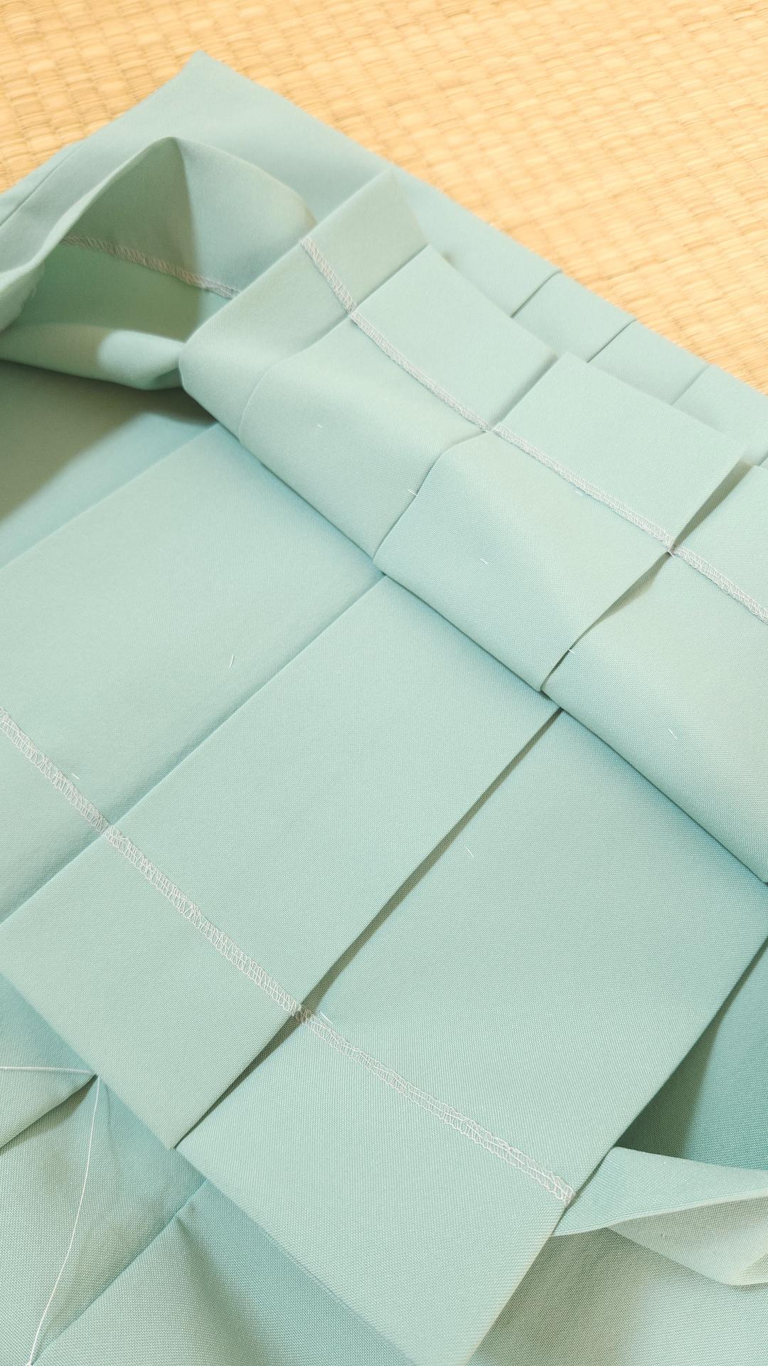 Women's turquoise hakama, size L