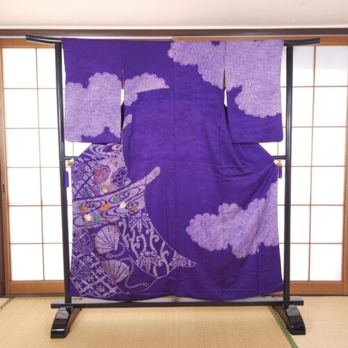 Antique purple Houmongi embroidery and Shibori