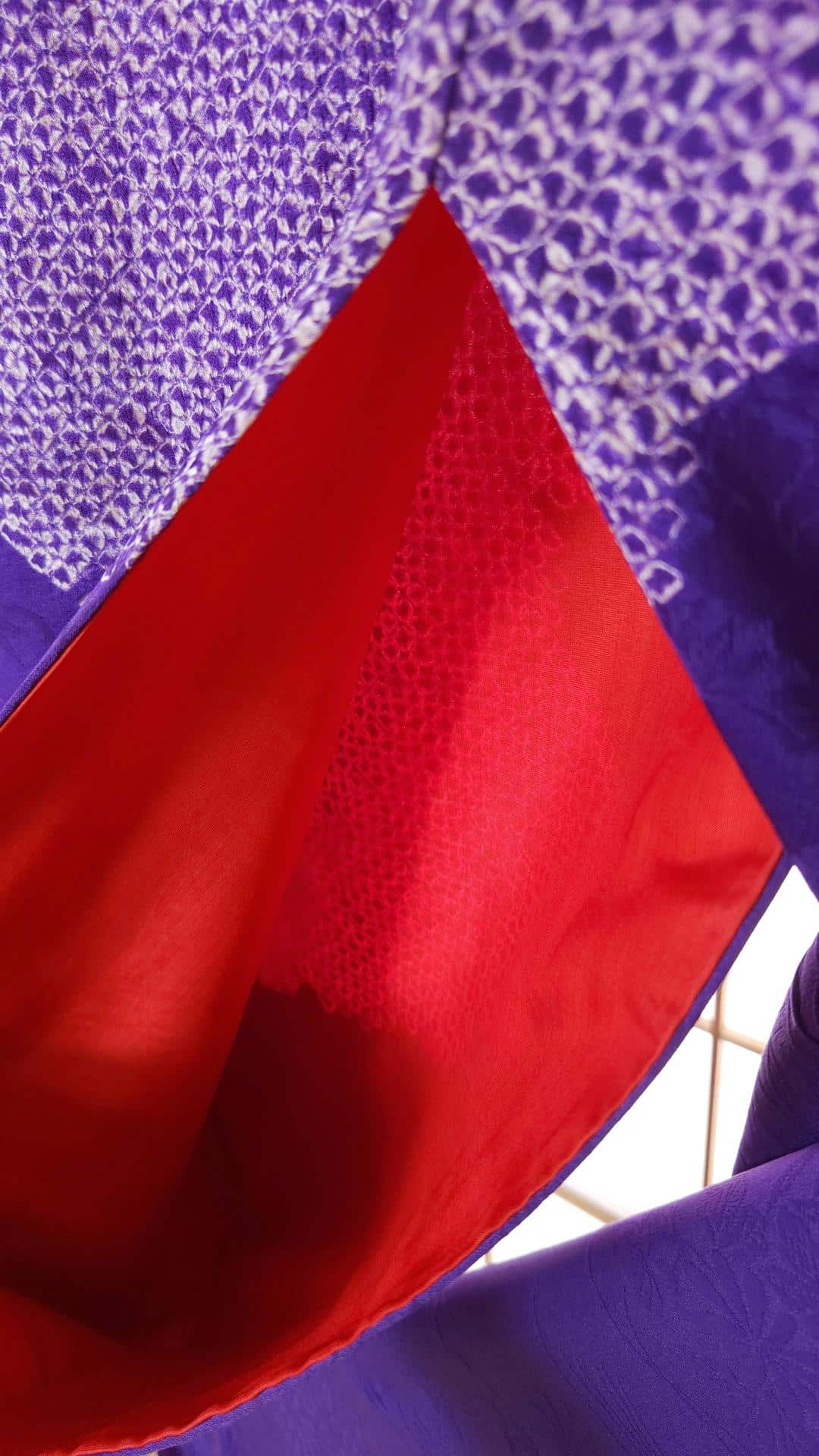 Antique purple Houmongi embroidery and Shibori