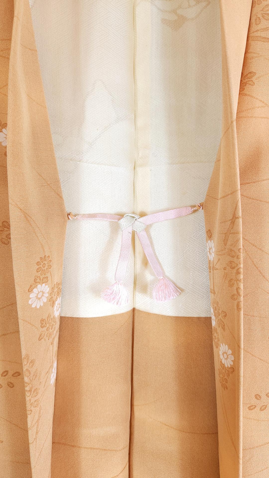 Chestnut Haori with delicate flowers