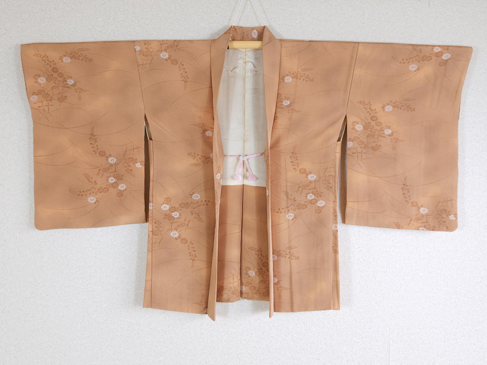 Chestnut Haori with delicate flowers