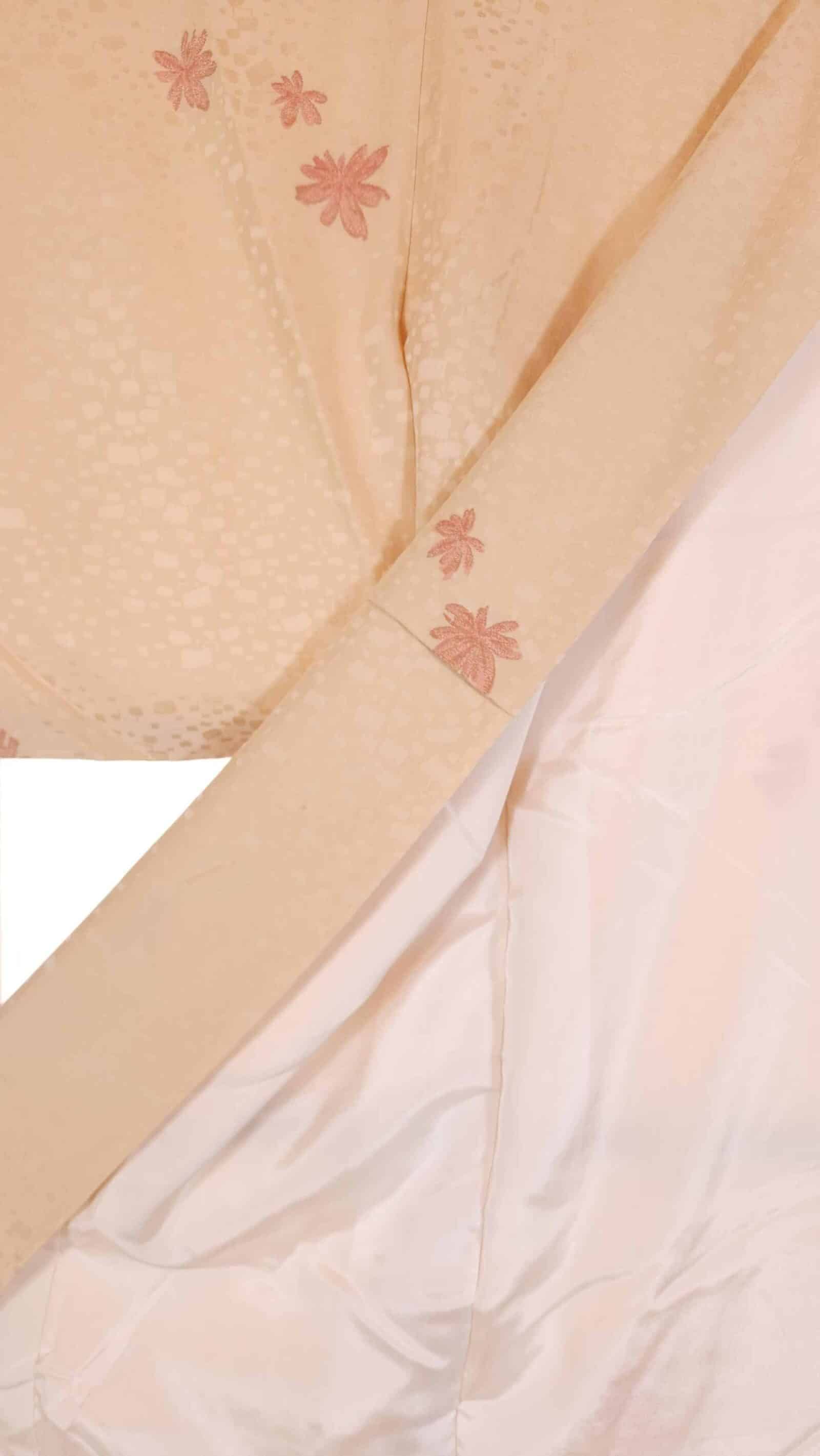 Cream Komon Kimono with salmon flowers