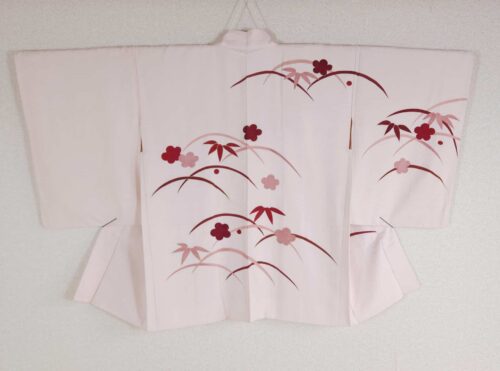 Cream pink Haori with Yuzen motifs