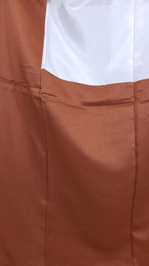 Dark orange Houmongi with golden Noshi
