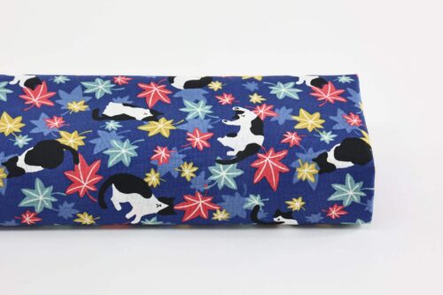 Japanese fabric Kawaii Neko Momiji blue background