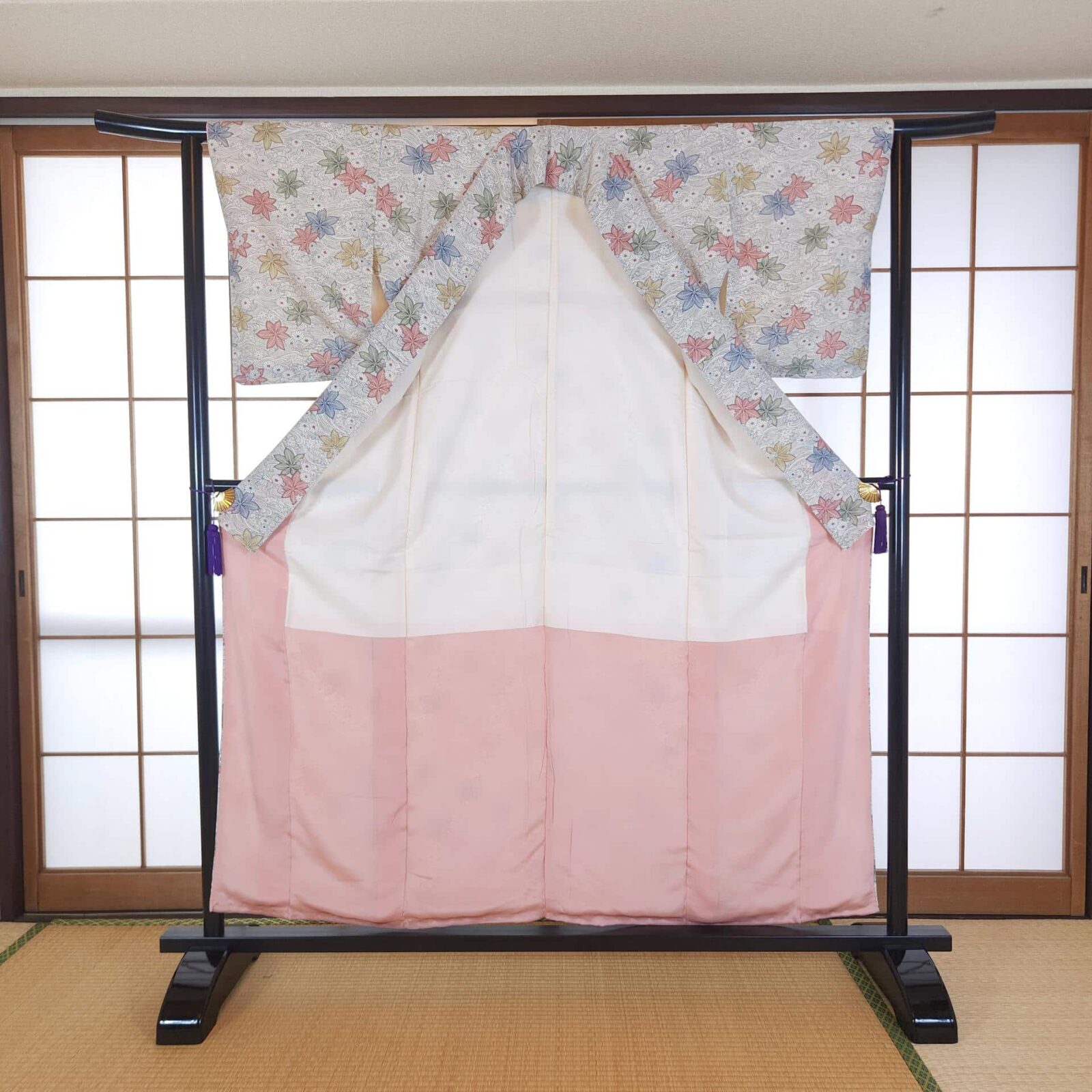 Kimono Komon with colorful Momiji leaves