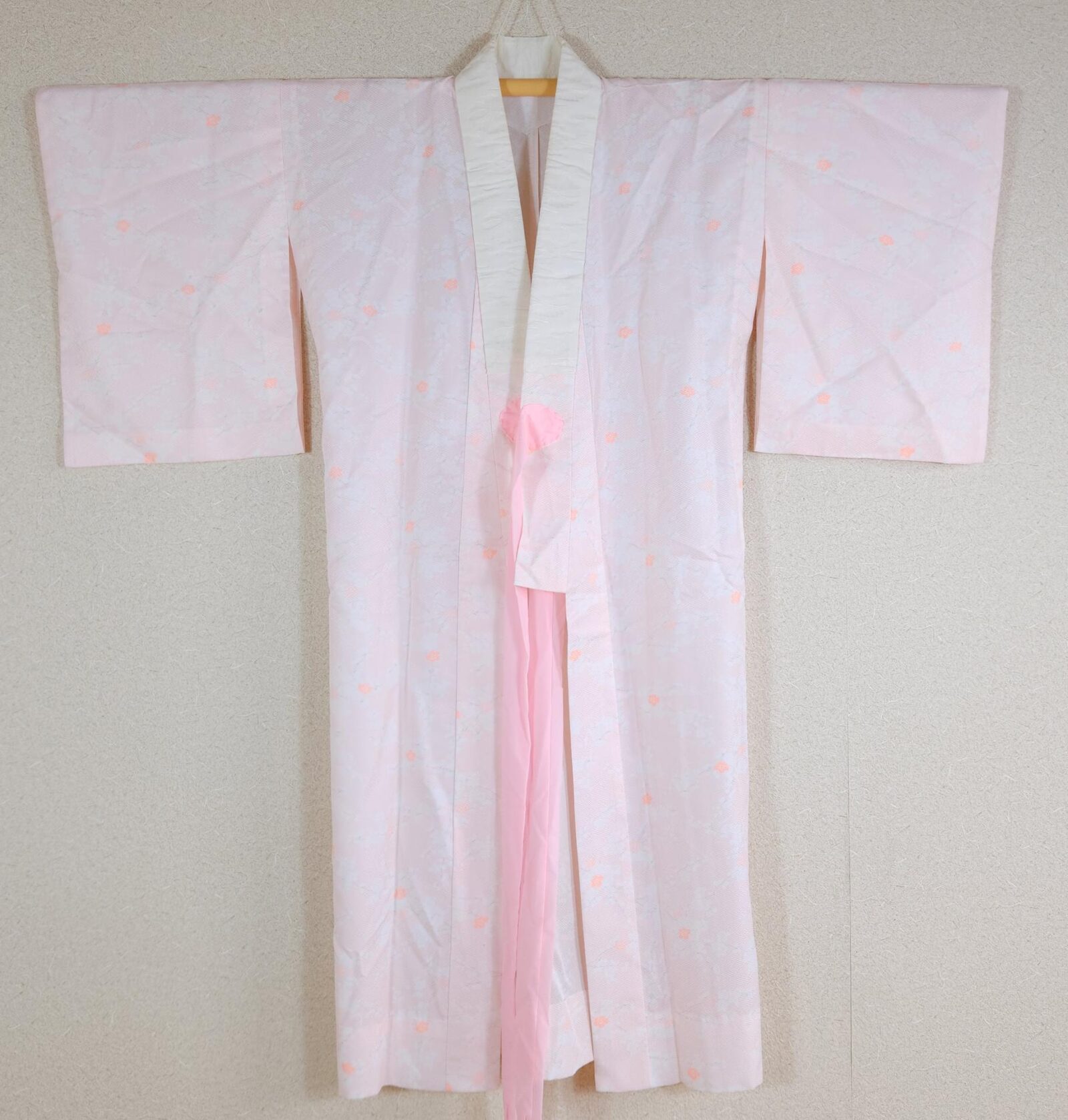 Nagajuban Sakura and Sayagata