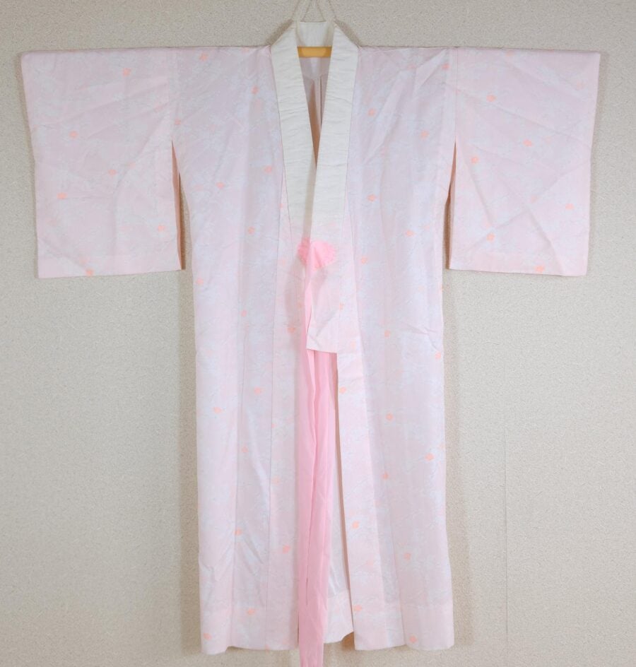 Nagajuban Sakura and Sayagata