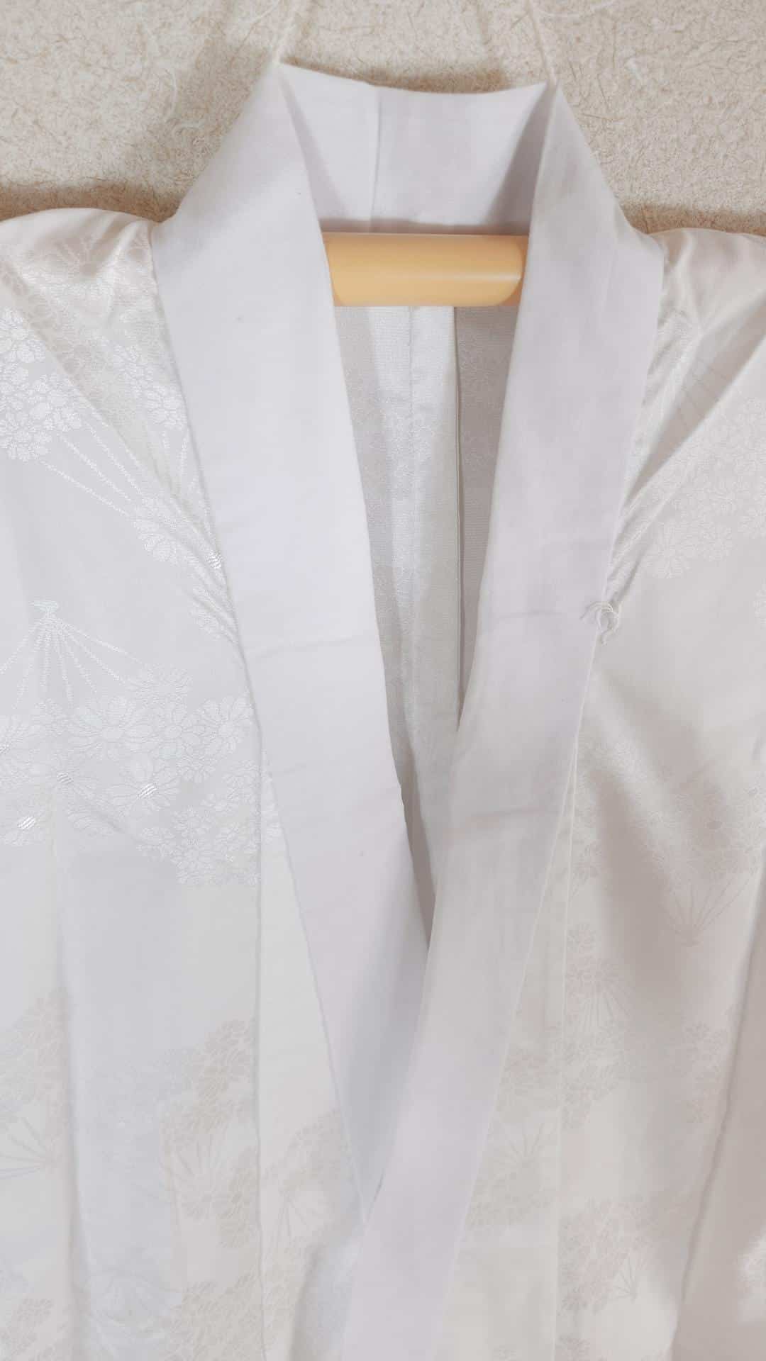 Nagajuban daisy off white color