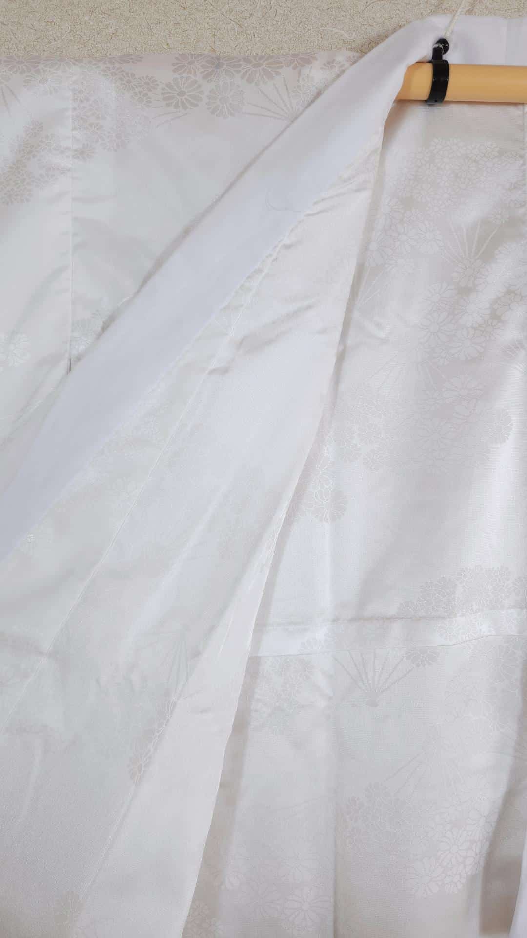 Nagajuban daisy off white color