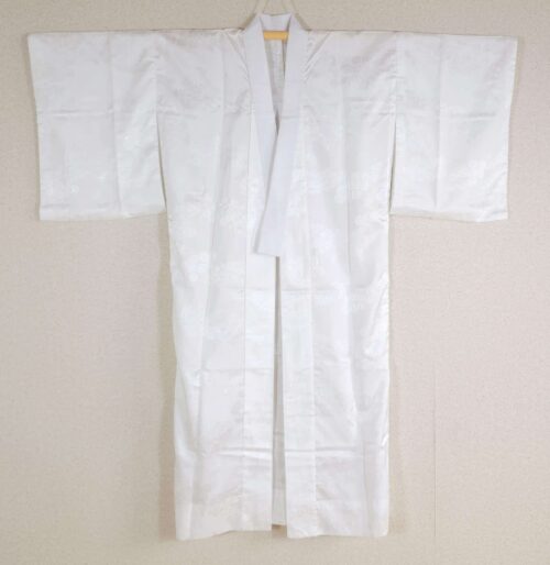 Nagajuban daisy off white color