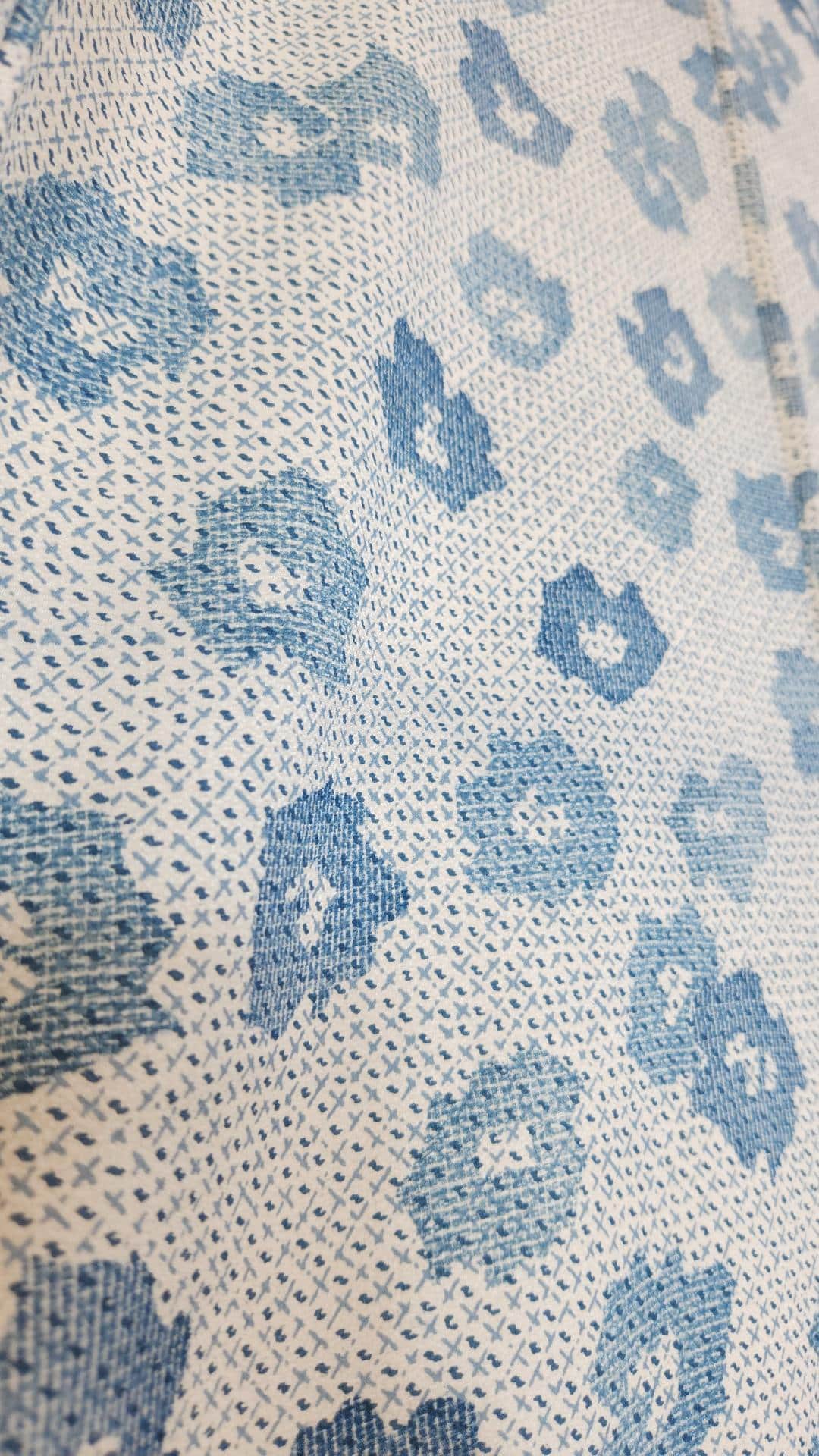 Off-white Komon Kimono with blue flowers