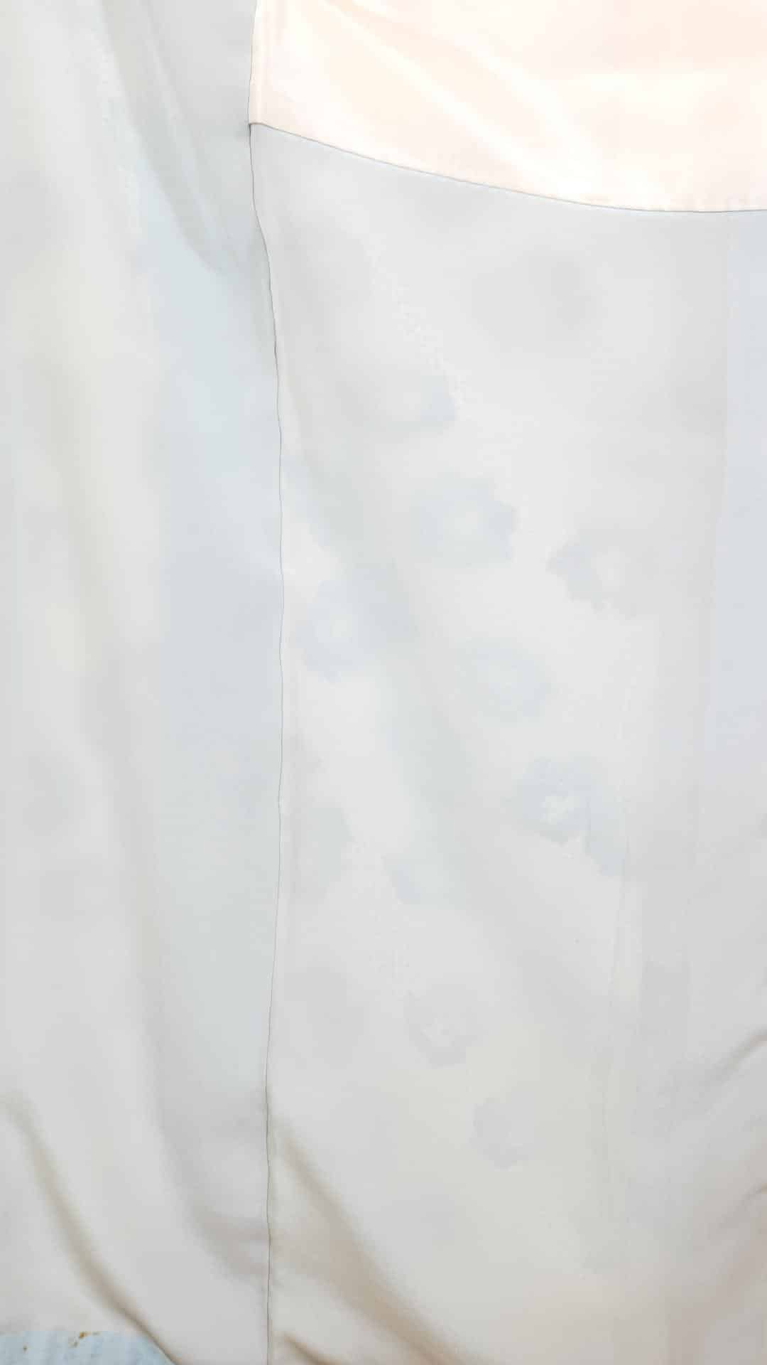 Off-white Komon Kimono with blue flowers