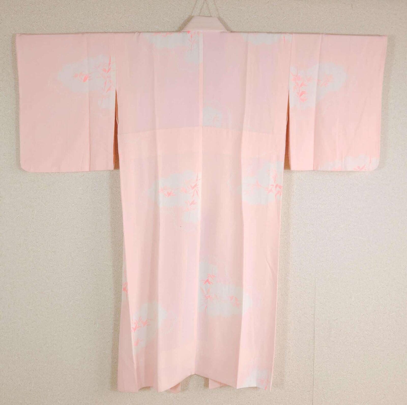 Pink Shibori Nagajuban with embroidered collar