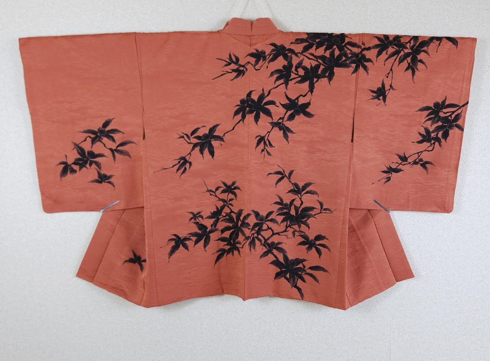 Brick-orange brocade Haori decorated black leaves