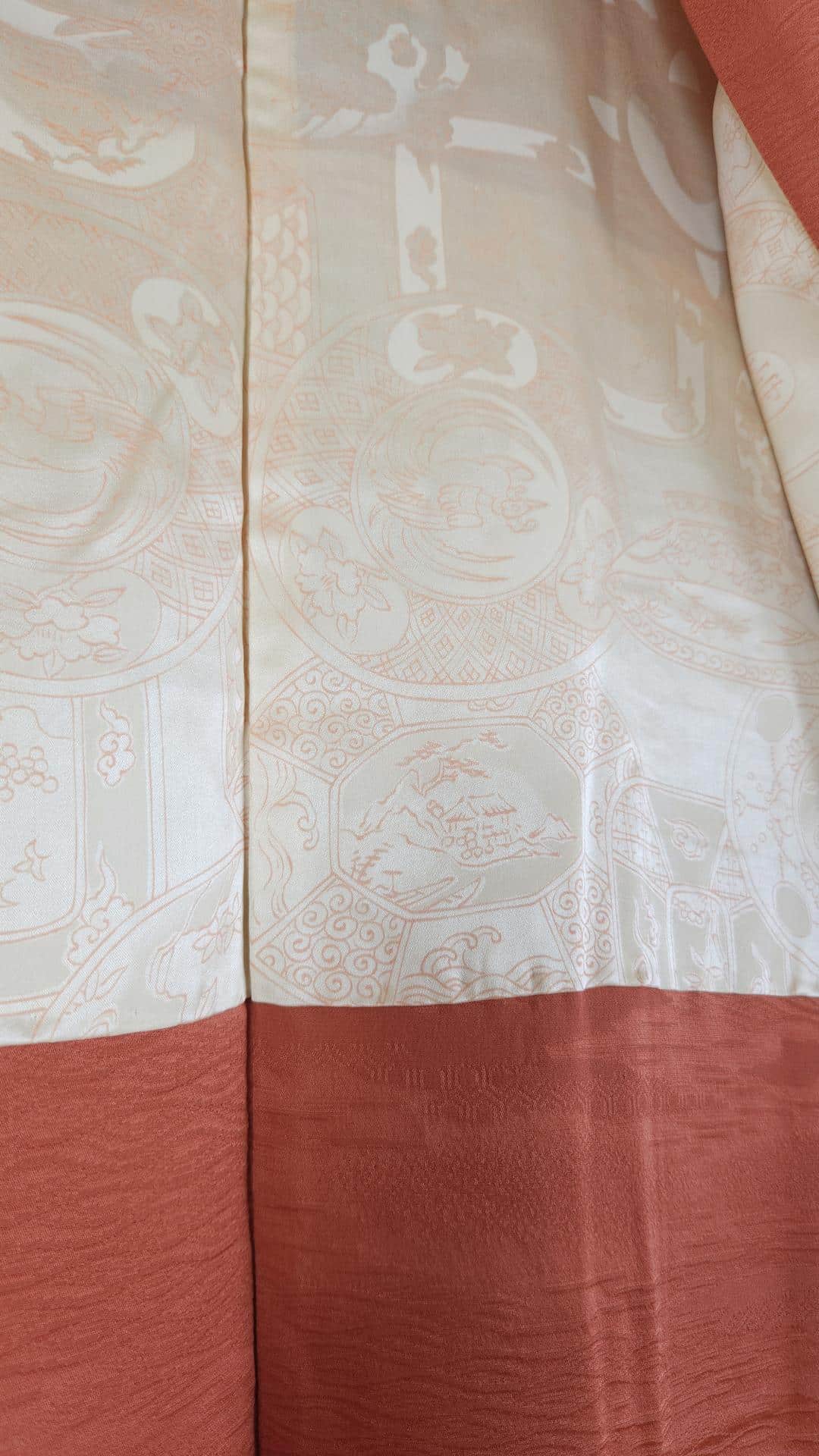 Brick-orange brocade Haori decorated black leaves