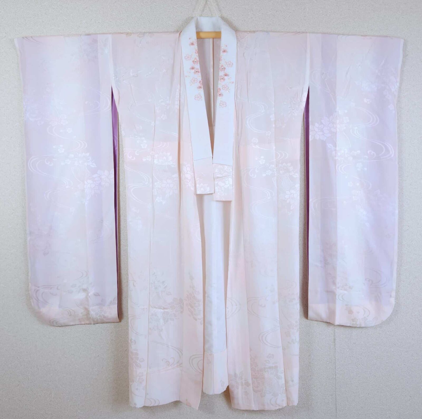 Furisode Nagajuban pink brocade embroidered collar