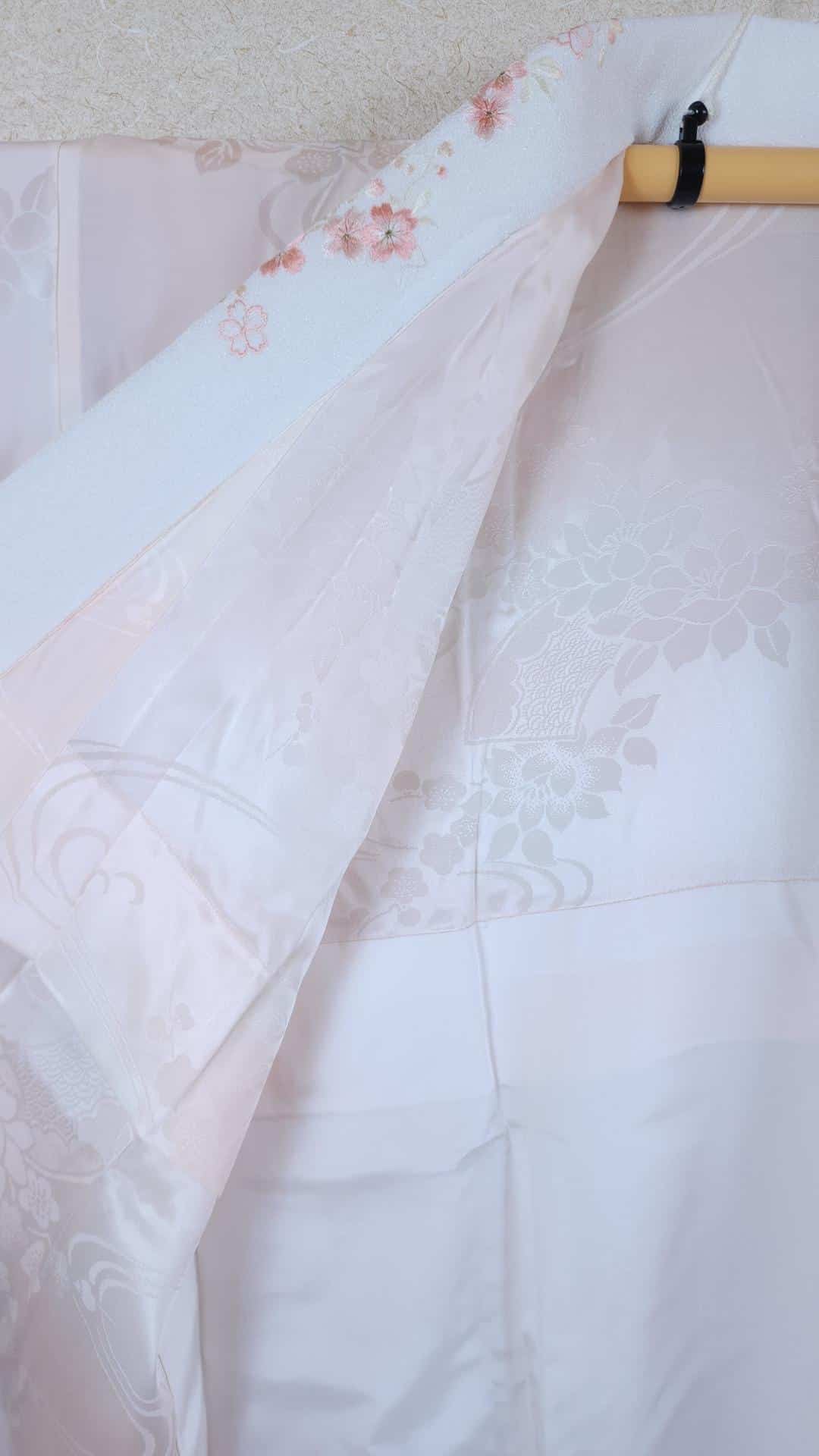 Furisode Nagajuban pink brocade embroidered collar