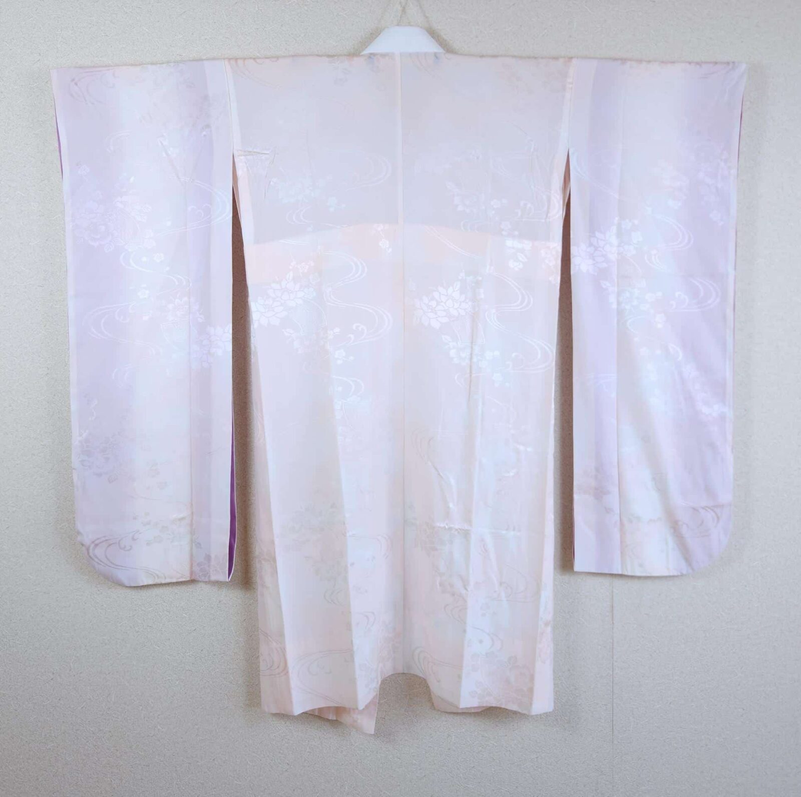 Furisode Nagajuban pink brocade embroidered collar