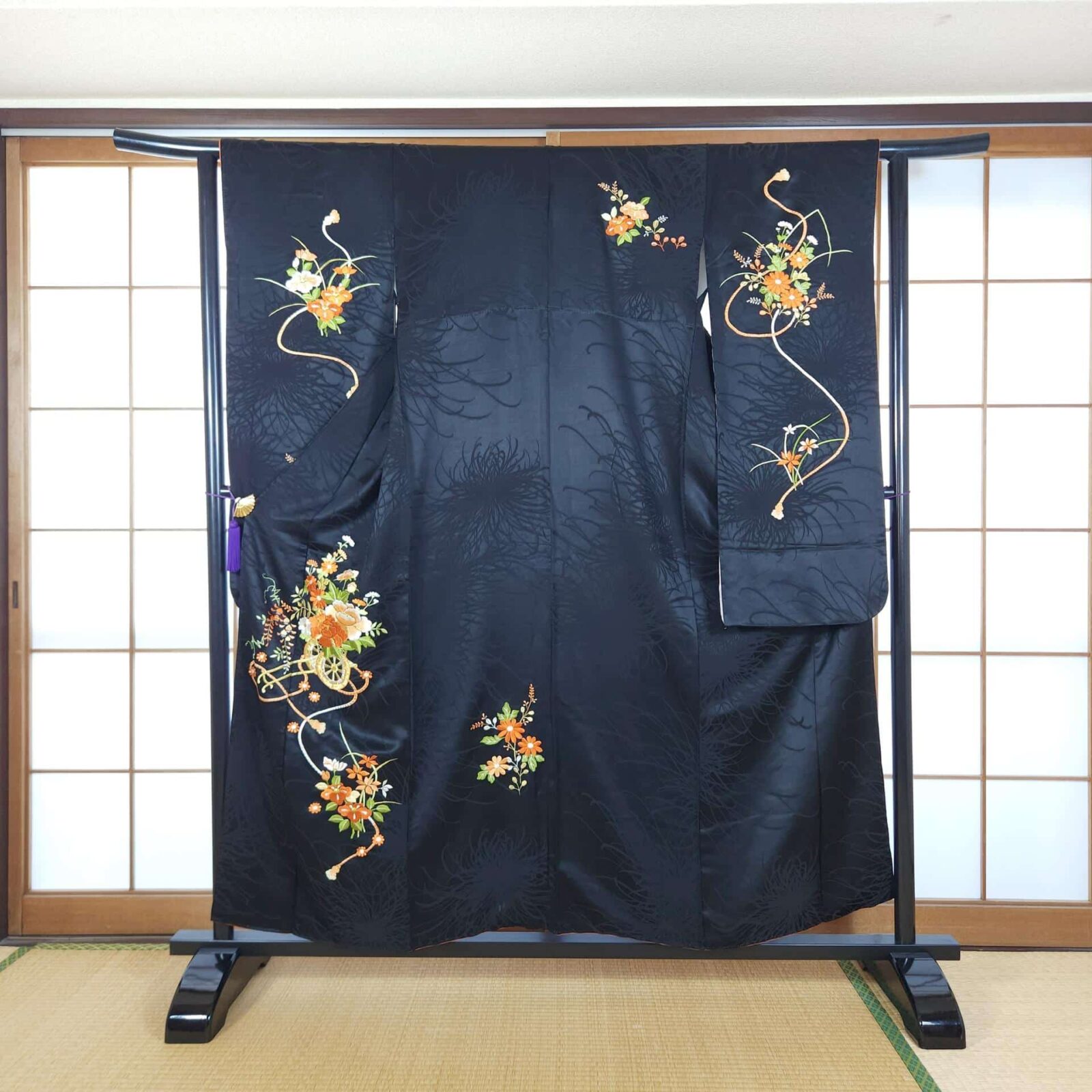 Black Chū-Furisode with floral embroidery