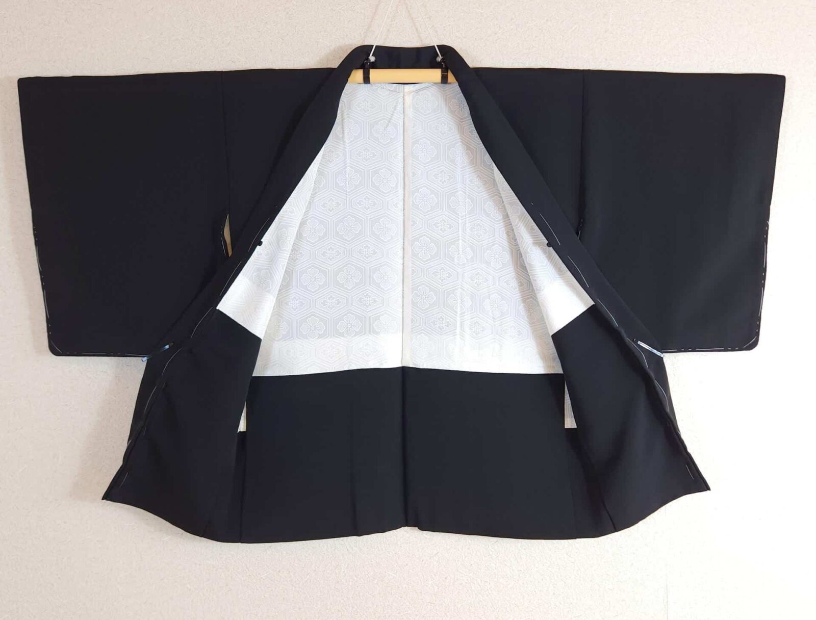 Black Haori with fans and birds