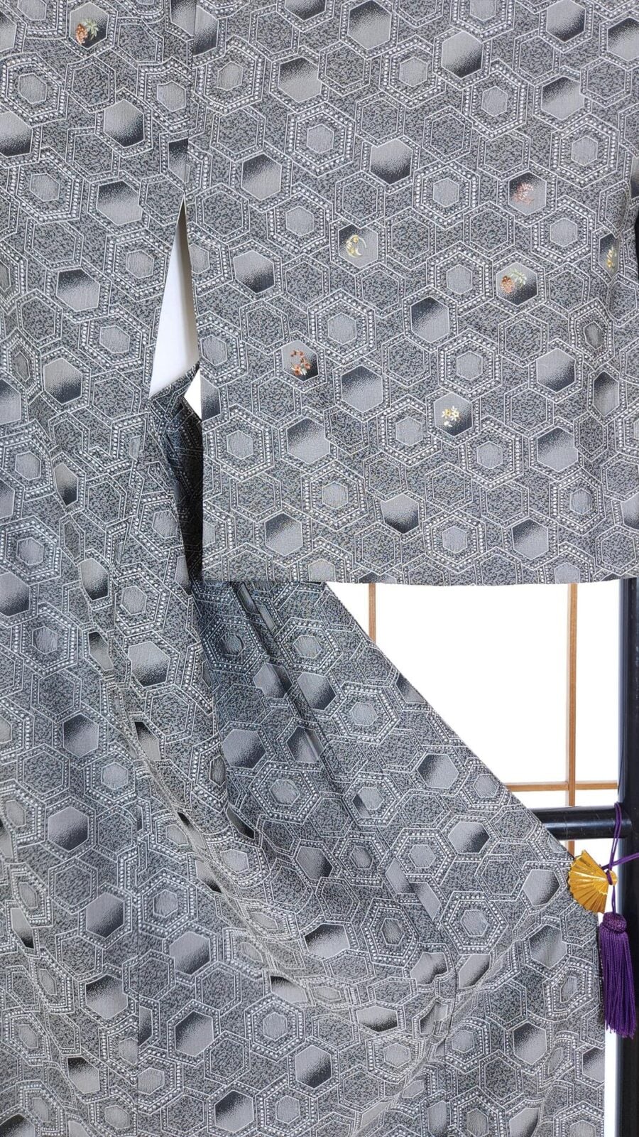 Black grey Komon Kimono kikkō pattern and embroidery