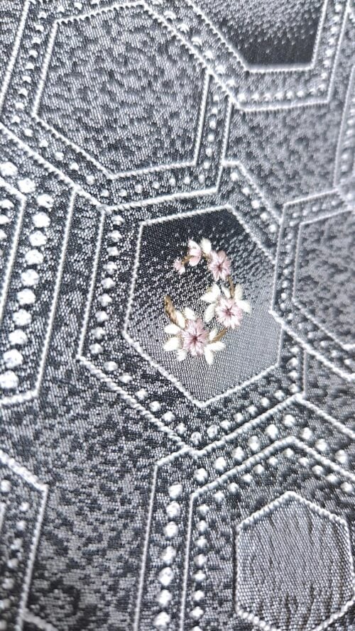 Black grey Komon Kimono kikkō pattern and embroidery
