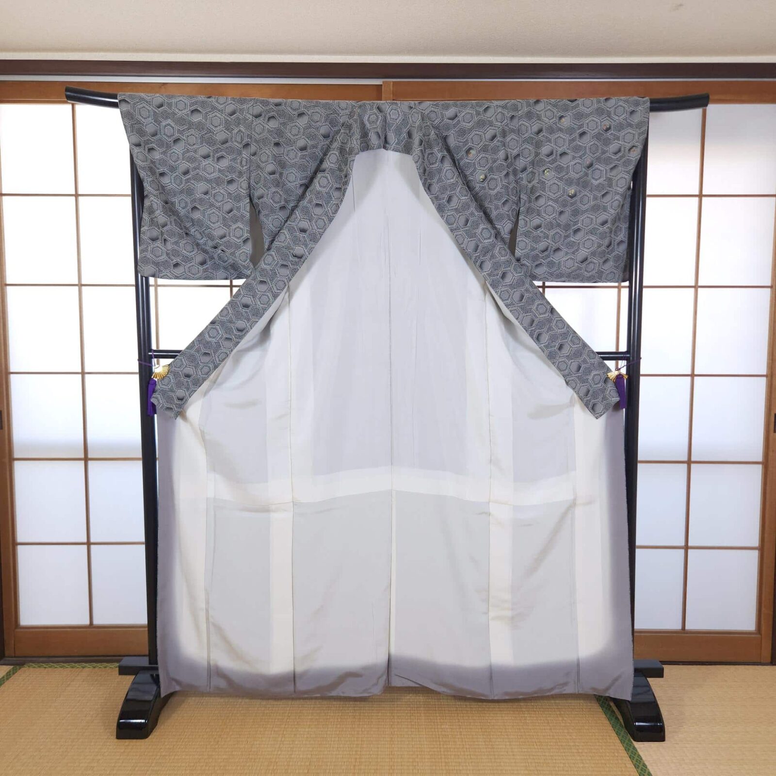 Black grey Komon Kimono kikkō pattern and embroidery