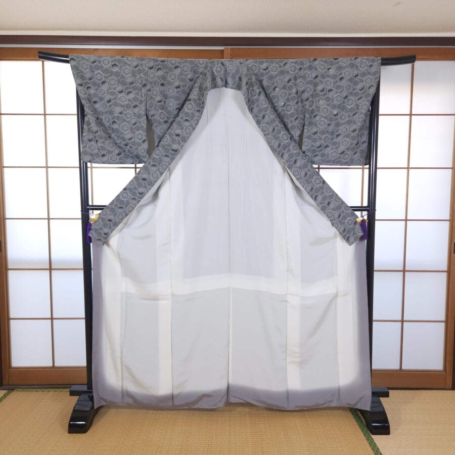 Black grey Komon Kimono kikkō pattern and embroidery