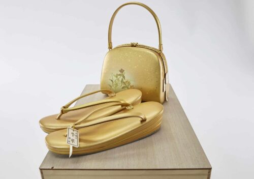 Gold imitation leather zori and matching bag