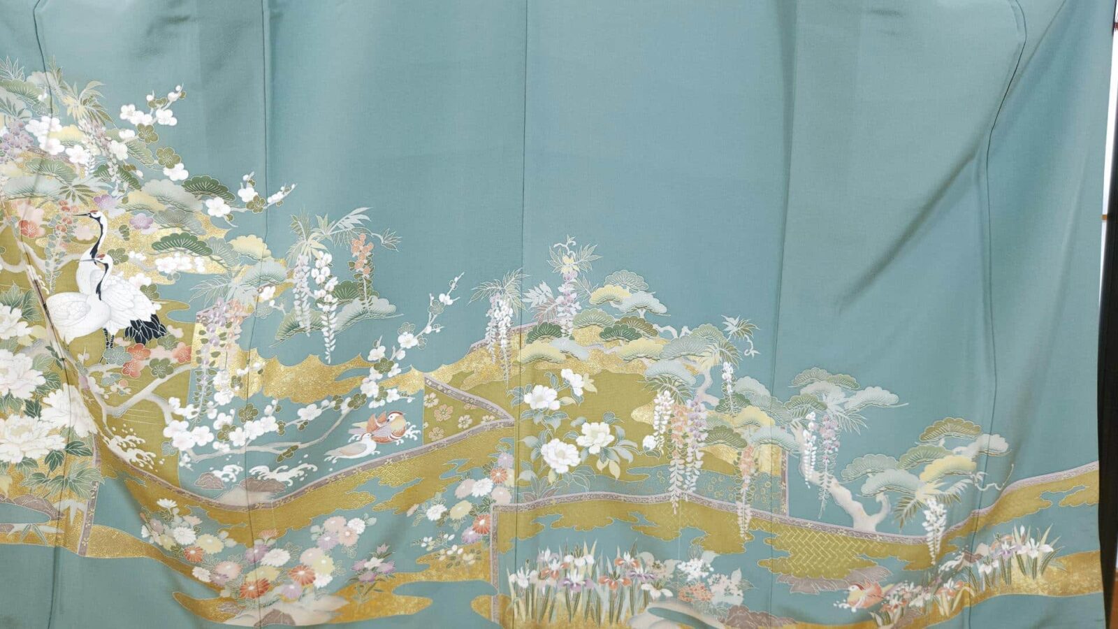 Grayish blue Tomesode with cranes and golden flowers