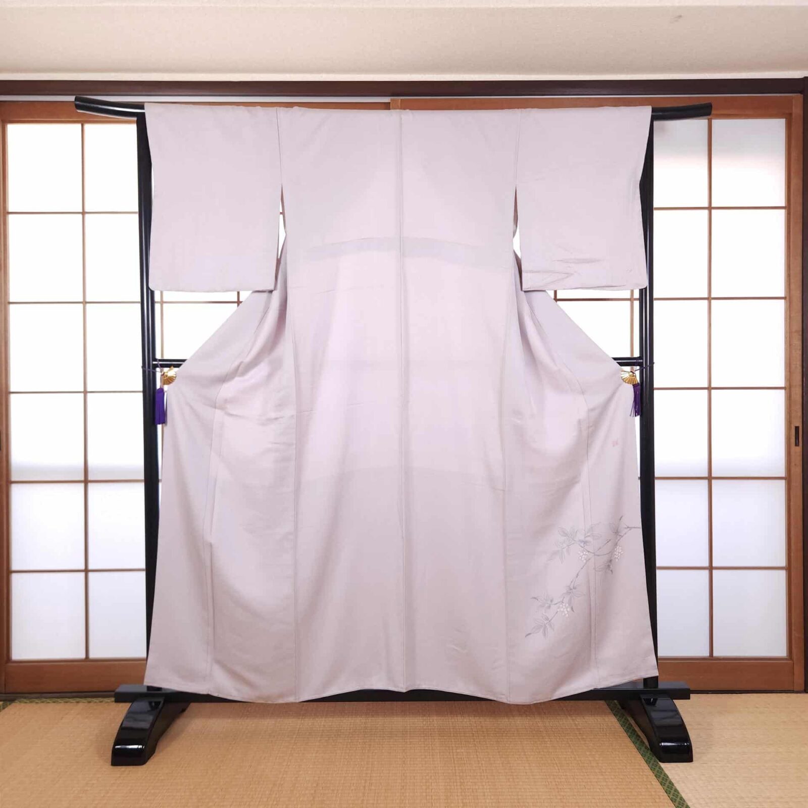 Lavender Iro Tomesode with hand-painted motifs