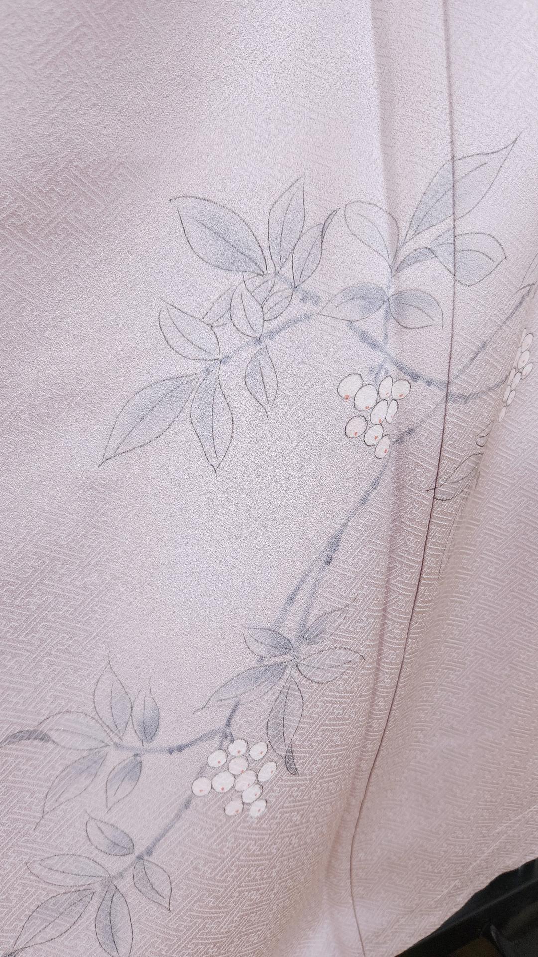 Lavender Iro Tomesode with hand-painted motifs