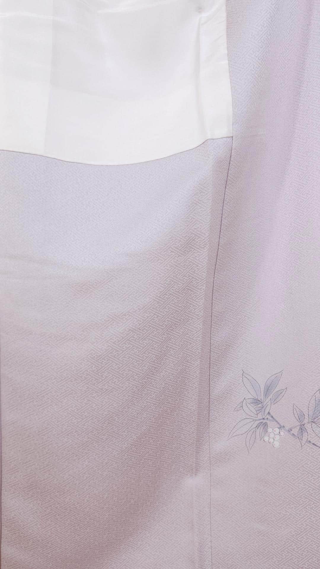 Lavender Iro Tomesode with hand-painted motifs