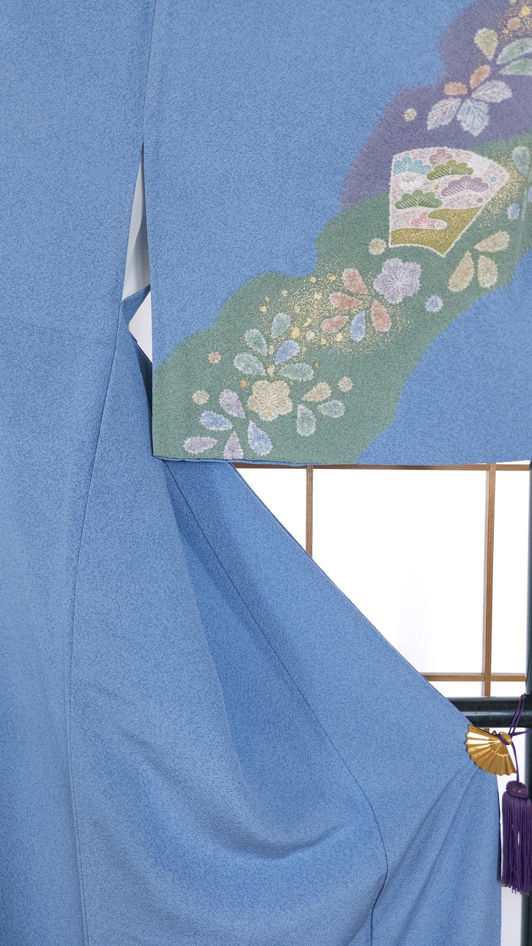 Light blue Houmongi Kimono fan and gold accents