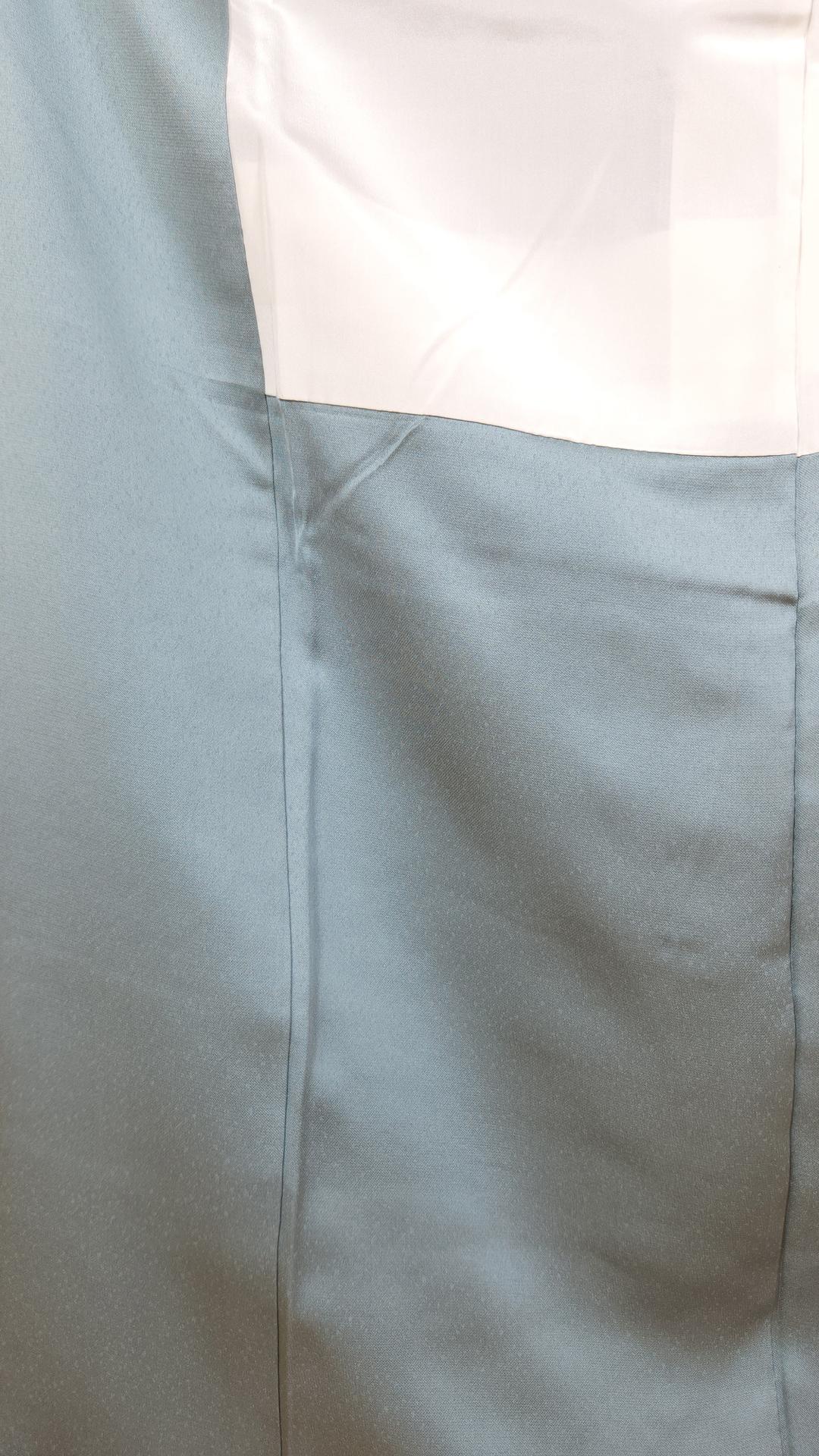 Light grey floral brocade Houmongi