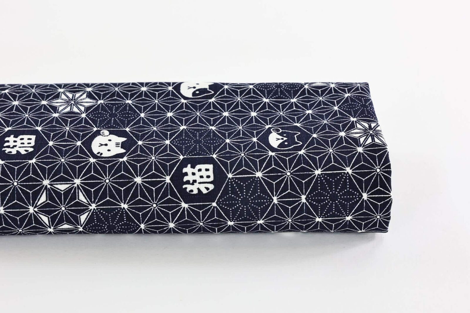 Maneki Neko Asanoha fabric blue background