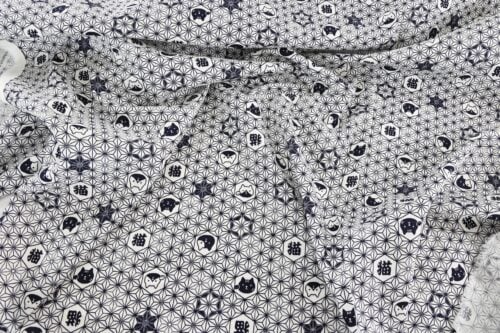 Maneki Neko Asanoha fabric white background