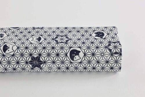 Maneki Neko Asanoha fabric white background