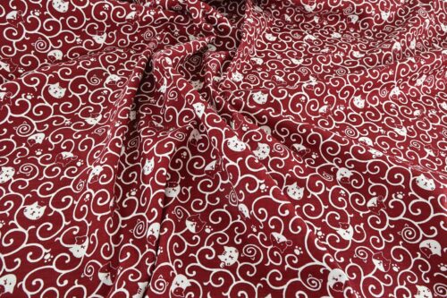 Maneki Neko Karakusa fabric red background